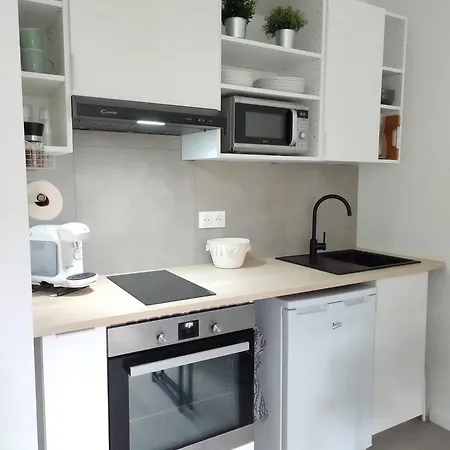 Apartamento Cosy, Résidence Sécurisée, Parking Privé